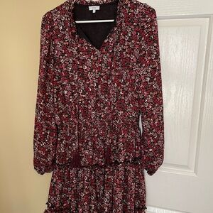 Chic Floral Mini Dress - Burgundy and Black